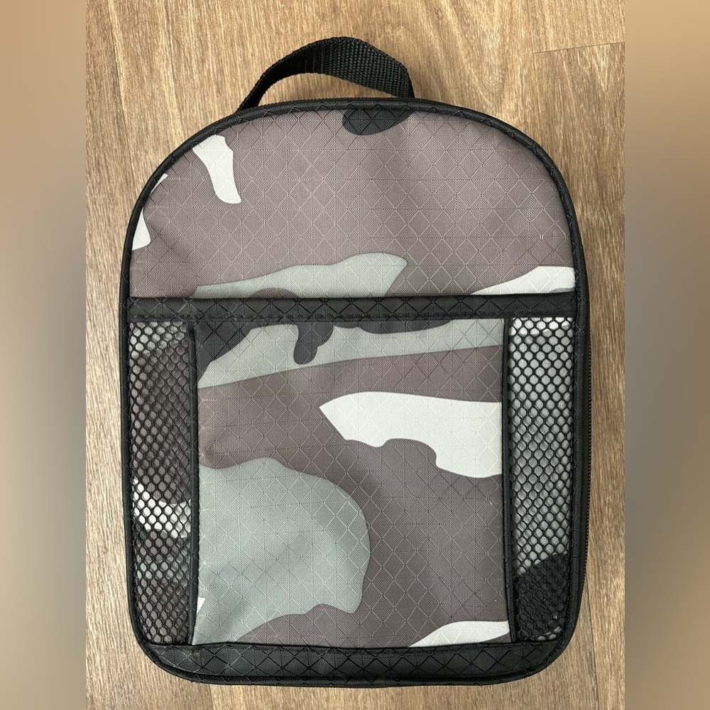 Thirty-One Gray and Black Camouflage Lunch Bag